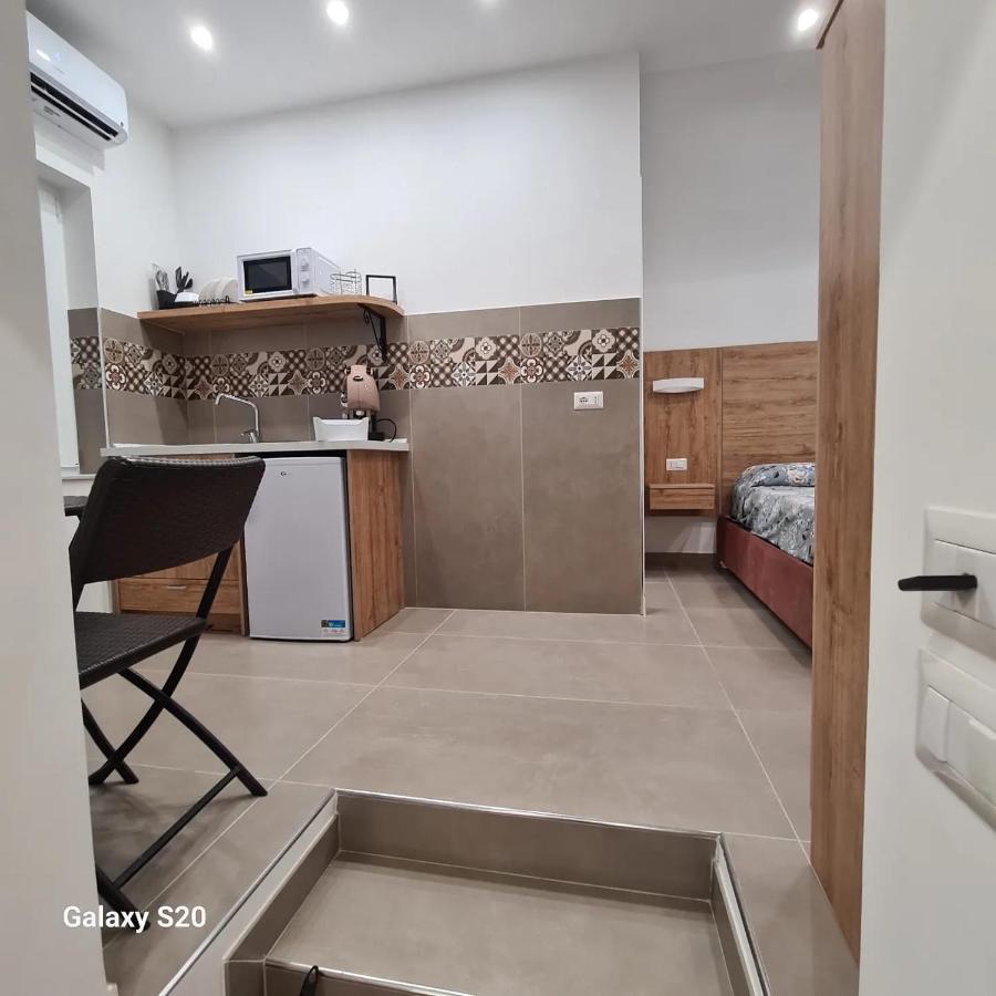 Hotel Residenza Nascari Al Plebiscito Neapel Exterior foto